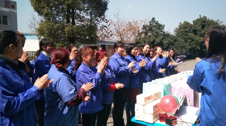 1542423845960426.jpg 2.jpg